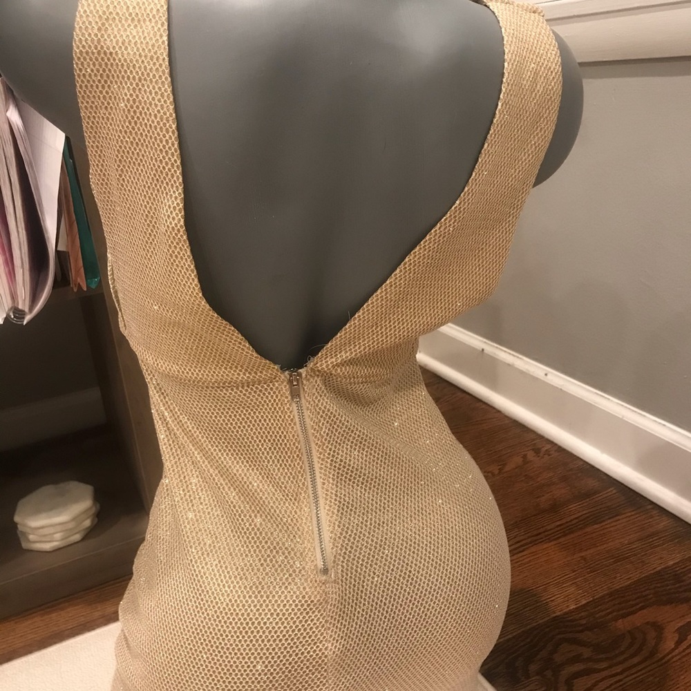 Dress - Picture 4 of 4
